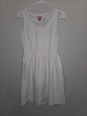 Elle White 100% Cotton Eyelet Sleeveless Dress Fully Lined Size 10 Side Zip